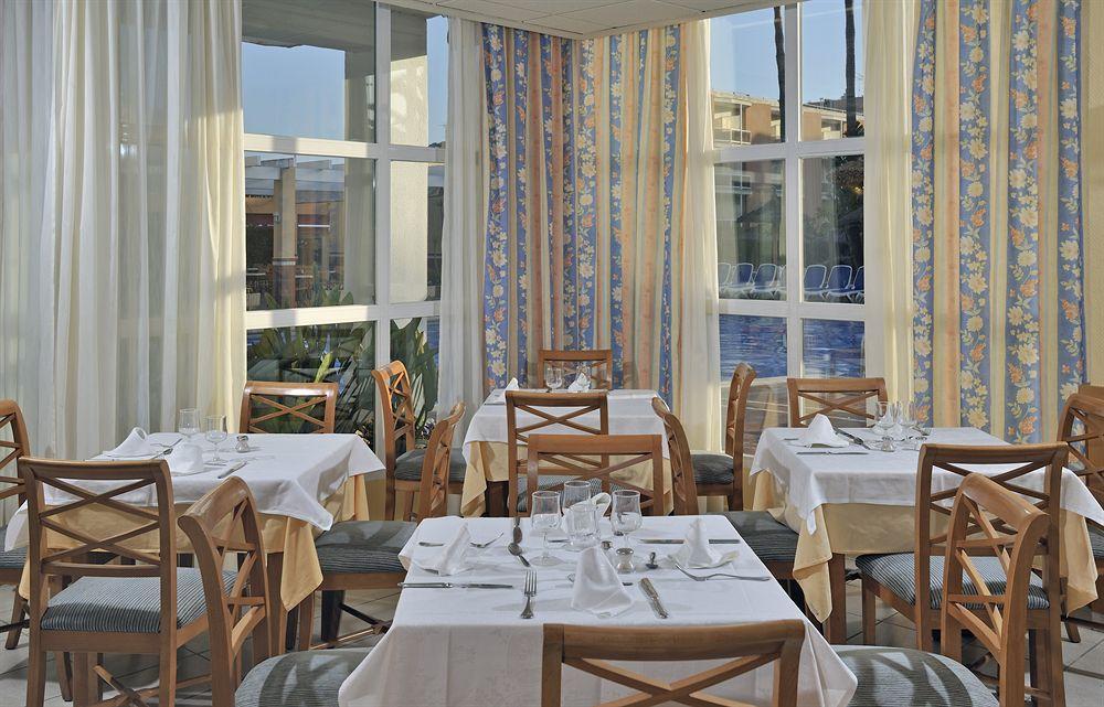 Globales Santa Ponsa Park Hotel Restoran foto