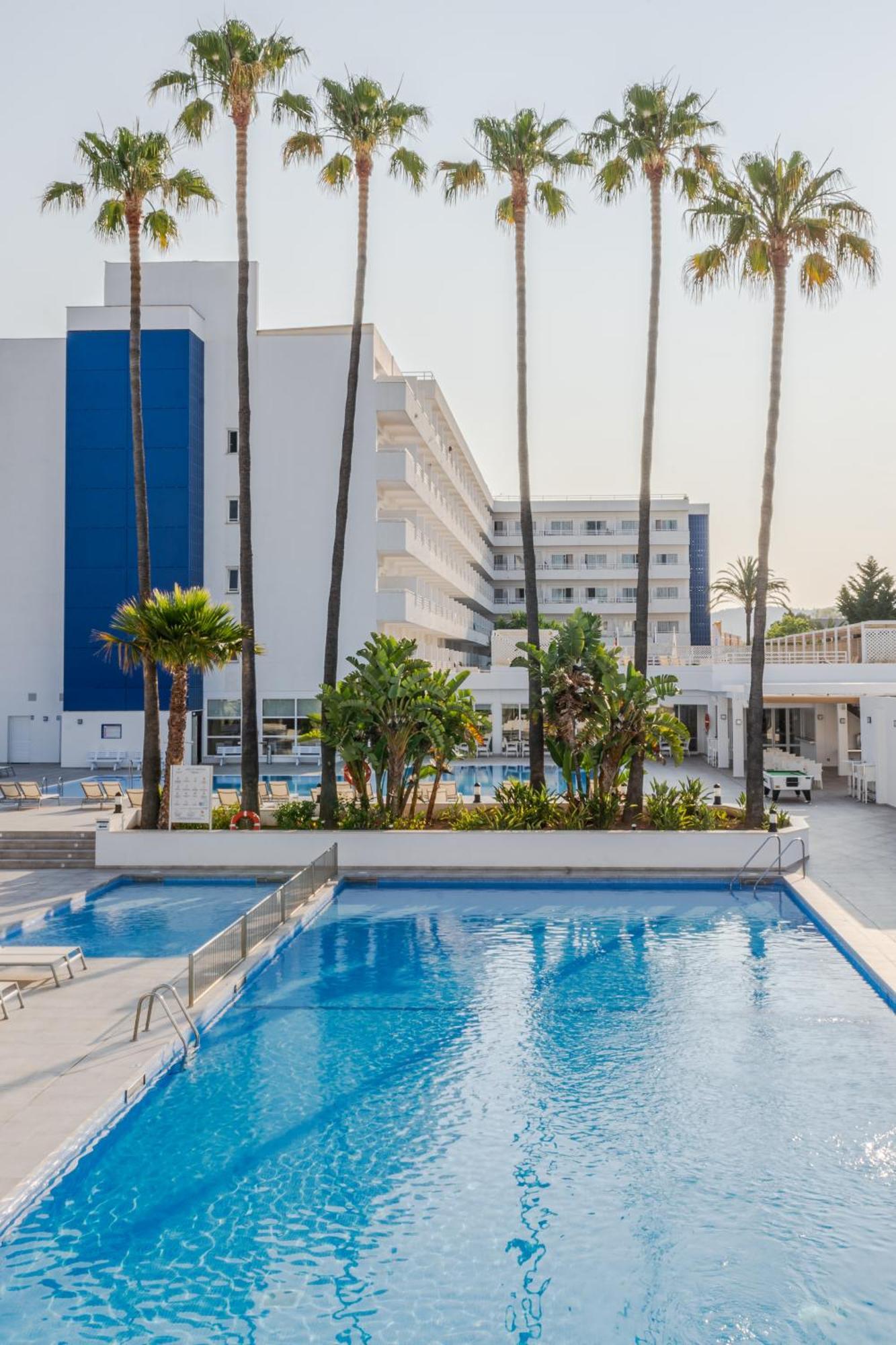 Globales Santa Ponsa Park Hotel Bagian luar foto