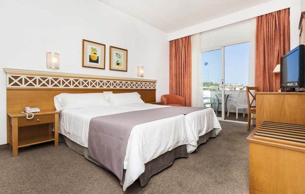 Globales Santa Ponsa Park Hotel Bagian luar foto