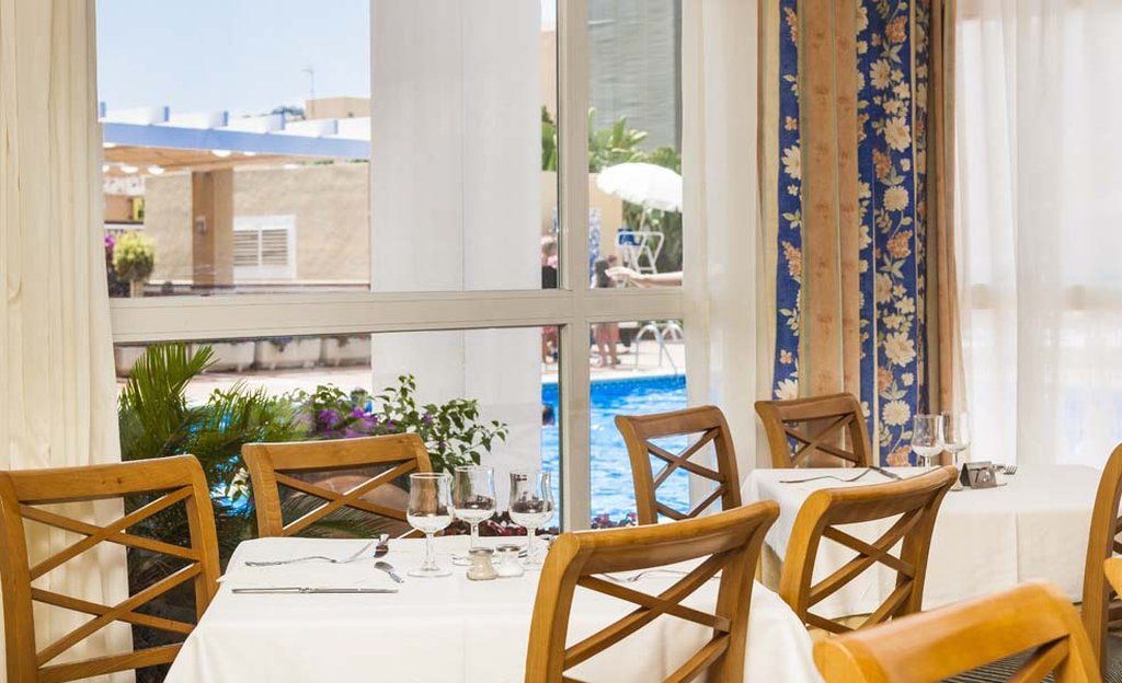Globales Santa Ponsa Park Hotel Bagian luar foto