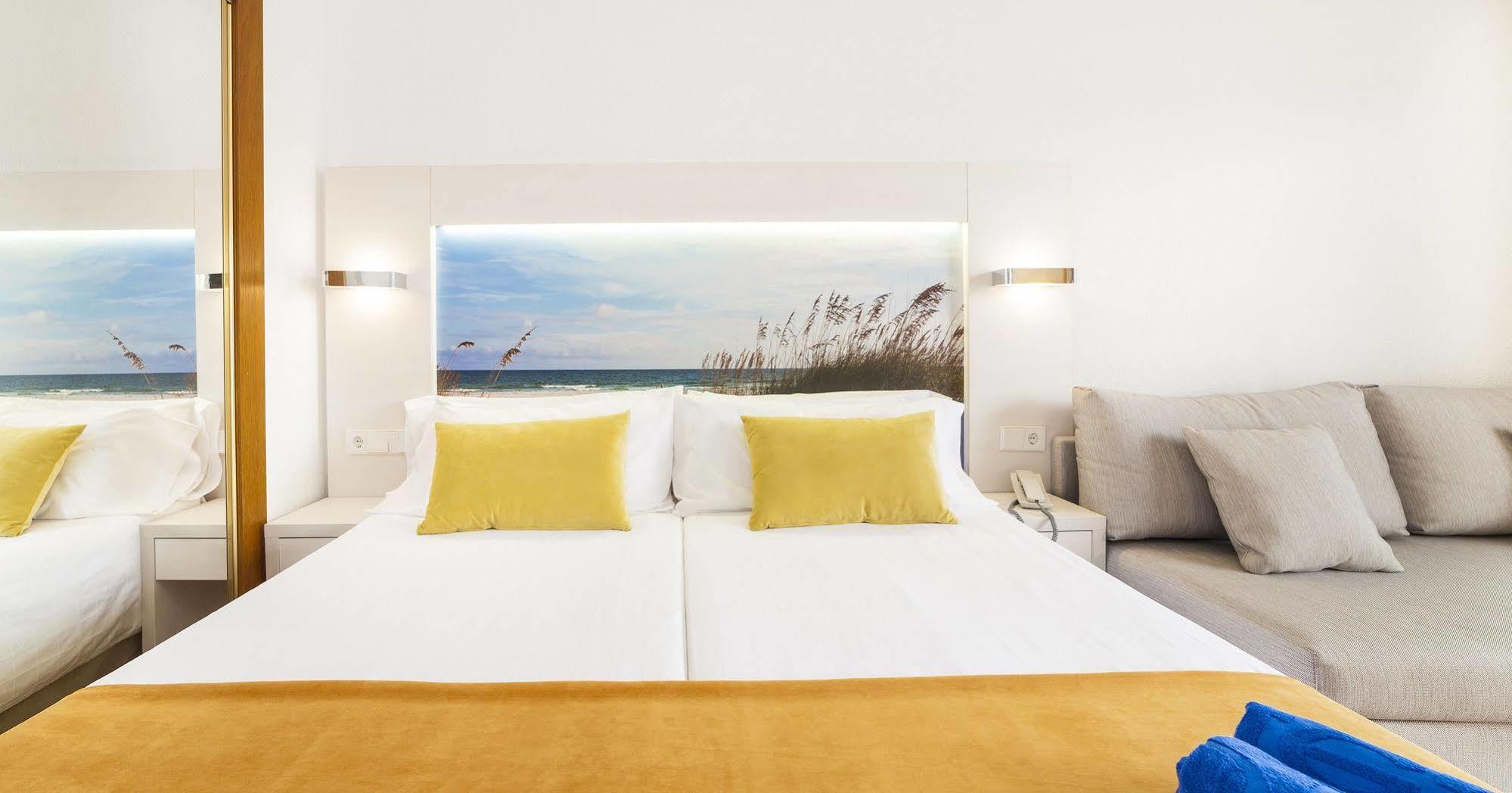 Globales Santa Ponsa Park Hotel Bagian luar foto